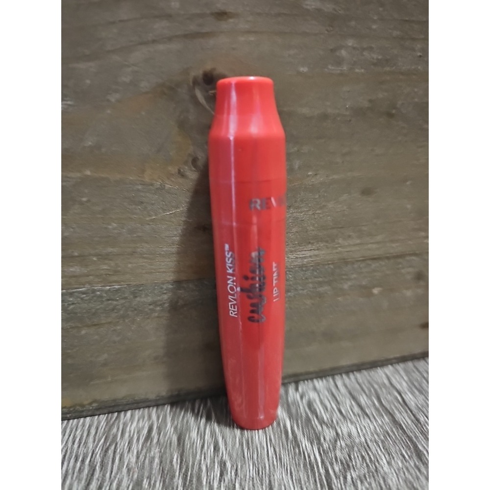 New revlon kiss cushion lip tint #250 HIGH END CORAL